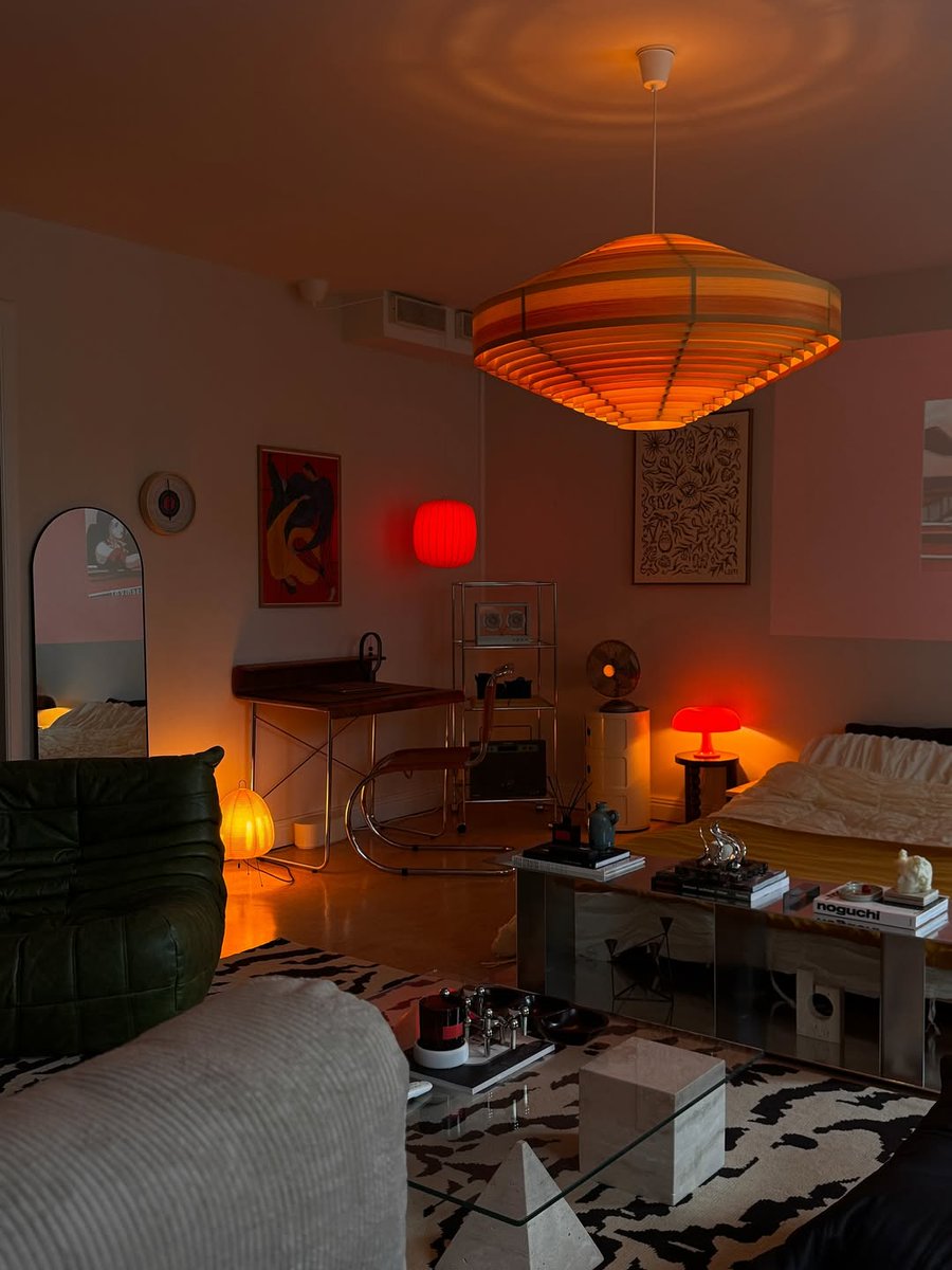 interiorsuckerr's tweet photo. https://t.co/LgOk6J2Ndu