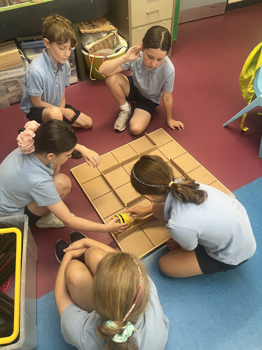 BeeBot fun learning about directions in maths! <a href="/followstannes/">St. Anne's Mixed N.S.</a>