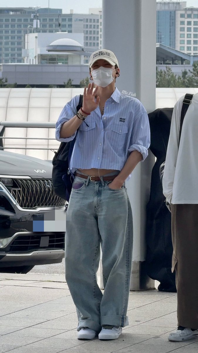 TenBrazil's tweet image. 250626 - #TEN no aeroporto de Incheon.

© mrfish
#TEN #텐 #เตนล์