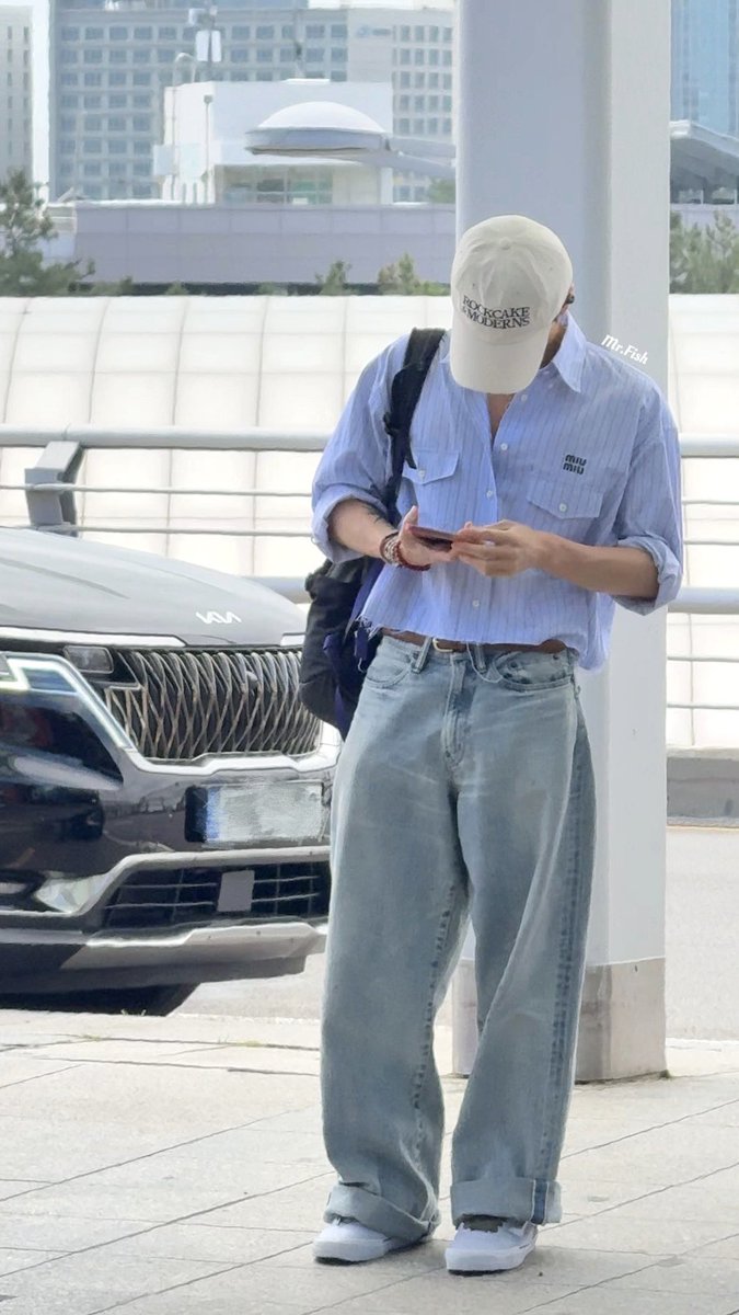 TenBrazil's tweet image. 250626 - #TEN no aeroporto de Incheon.

© mrfish
#TEN #텐 #เตนล์