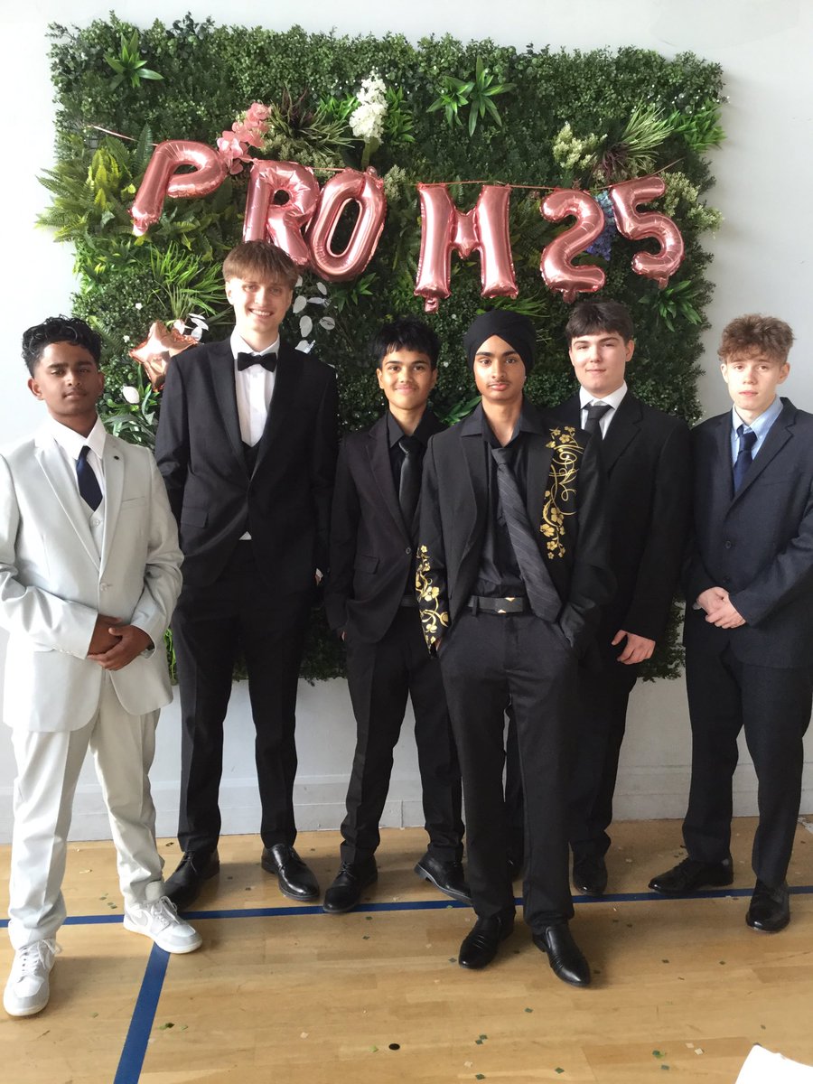 WappingHigh (@wappinghigh) on Twitter photo Prom 2025 Prom 2025