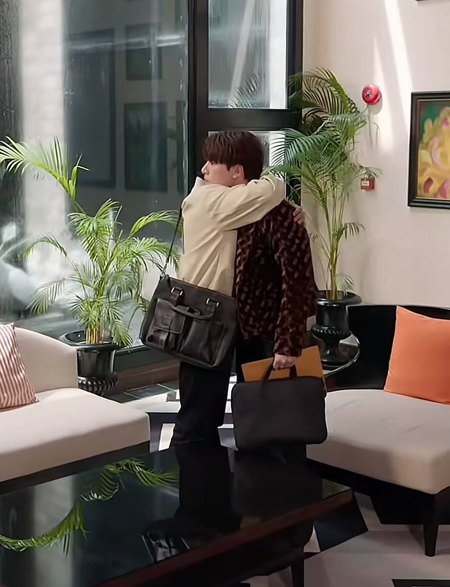 nannsiwon's tweet photo. TawanPhi ? SingKit? 👀🧐

 #TheExMorningEP6 https://t.co/anmtXl35Gz