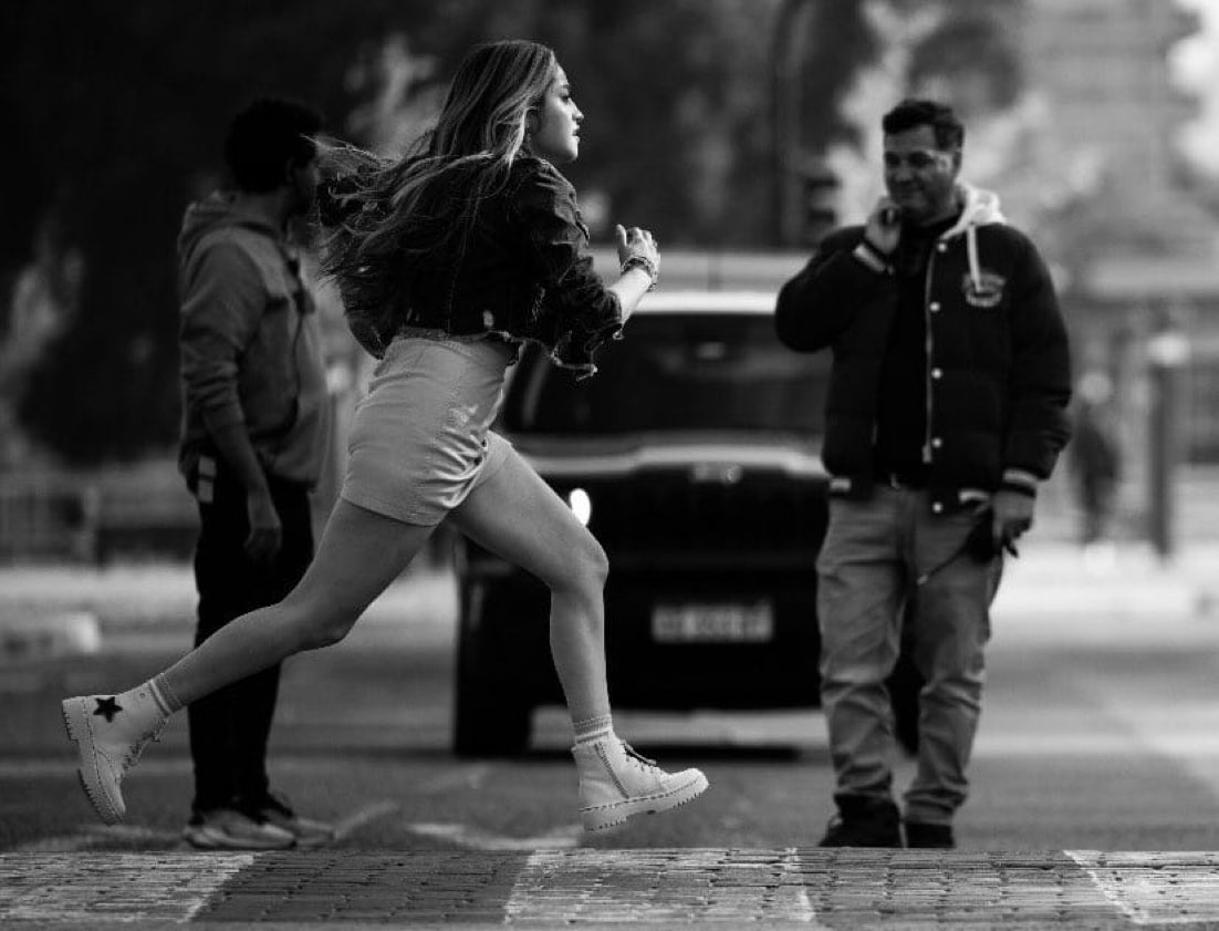 — Nowe zdjęcie Karol podczas nagrań do #SoyLuna4