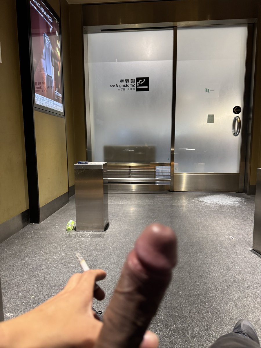 faaaaannnng's tweet photo. 🚬 https://t.co/T4EdpnEaj7
