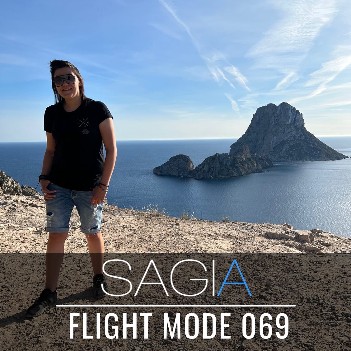 **THURSDAY** 2PM EDT / 7PM BST tune in for Flight Mode on Techno.FM with Sagia #techno #radio #technofm <a href="/Sagiamusic/">Sagia</a>