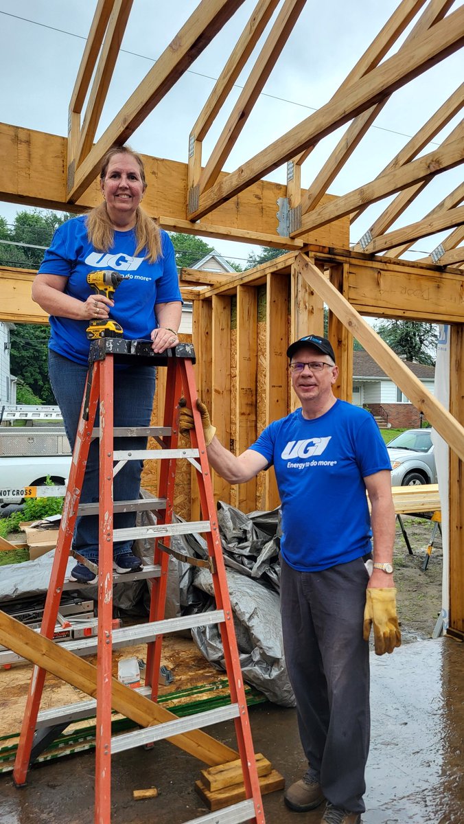 UGI Utilities employees recently volunteered with Wyoming Valley Habitat for Humanity at their build site in Pittston. Thanks to our UGI volunteers for your hard work to support safe and affordable housing!