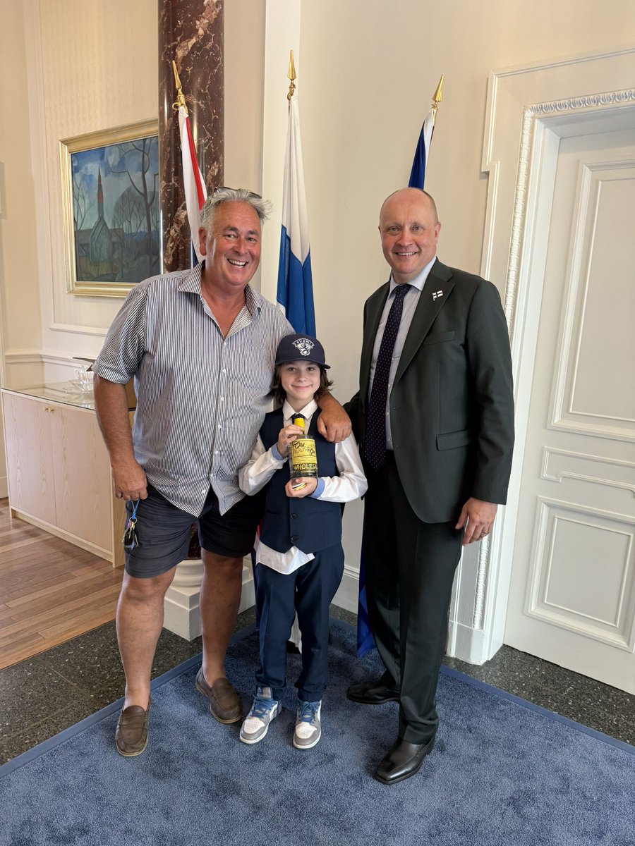 Emergency NATO Gin delivery to the Ambassador Finnish Embassy 😎

<a href="/OldBakeryGin/">REAL MAYE </a>