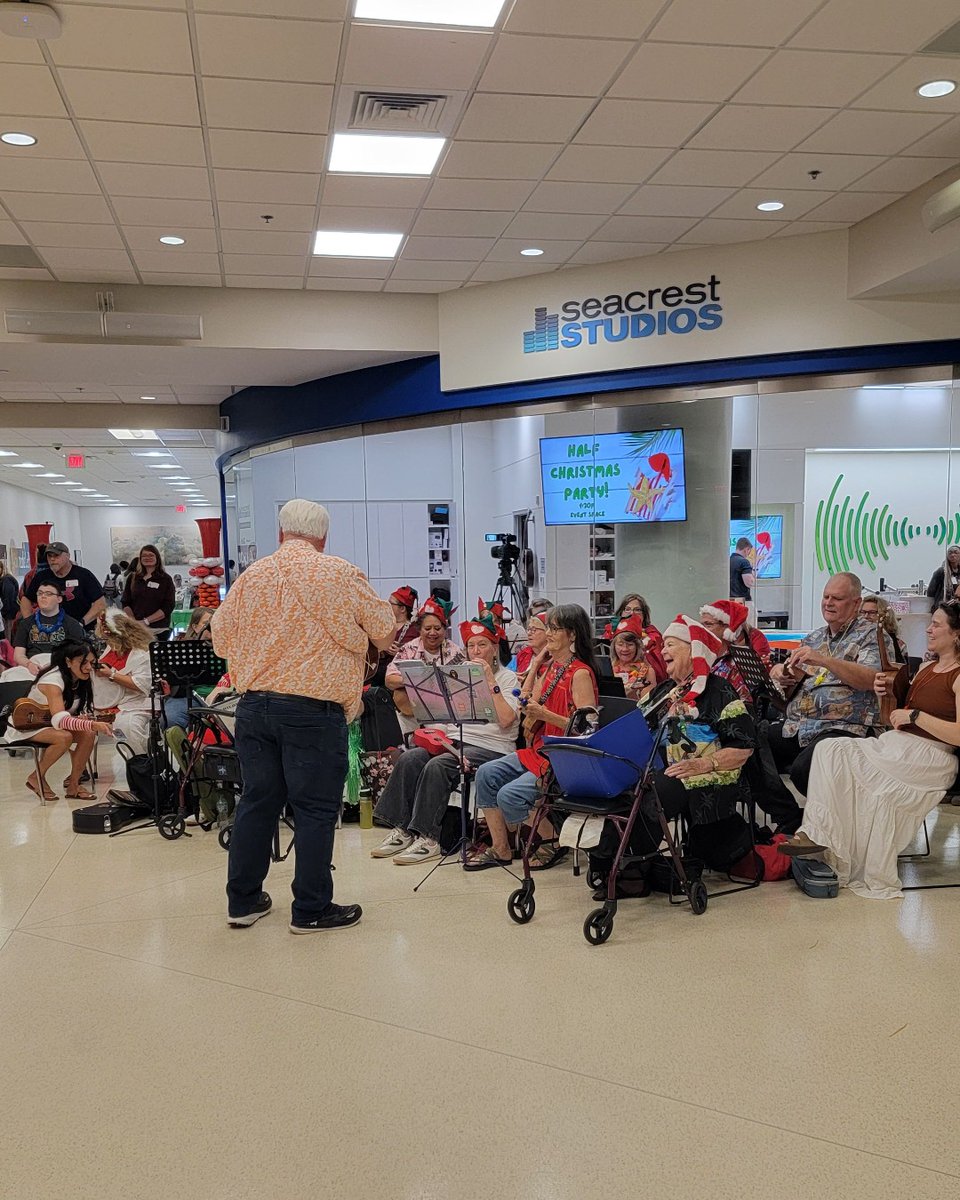 Le Bonheur was filled with holiday cheer during our annual Half Christmas celebration, and it was magical from start to finish! Patients and families selected special gifts and participated in fun activities.