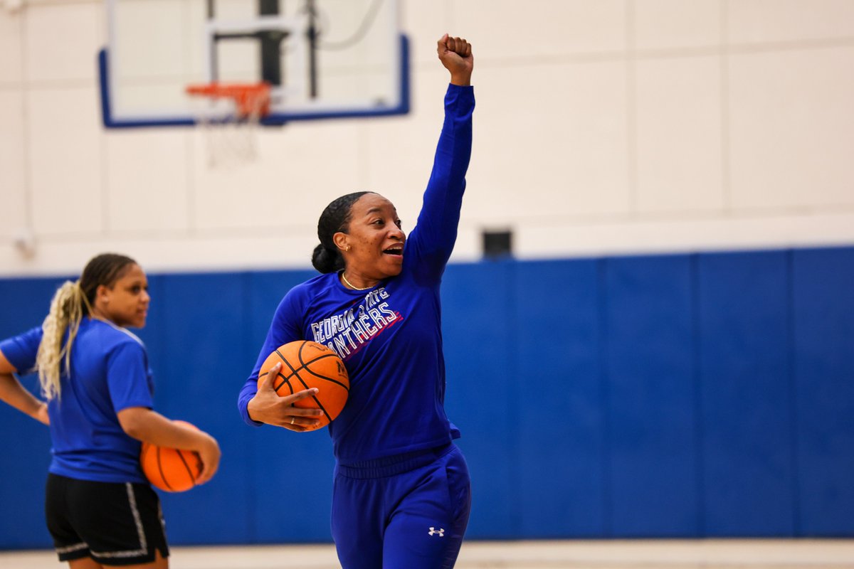 GSU_WBasketball's tweet image. 饾樇饾檱饾檱 饾檮饾檳.
#LightItBlue | #FamilyByCHOICES