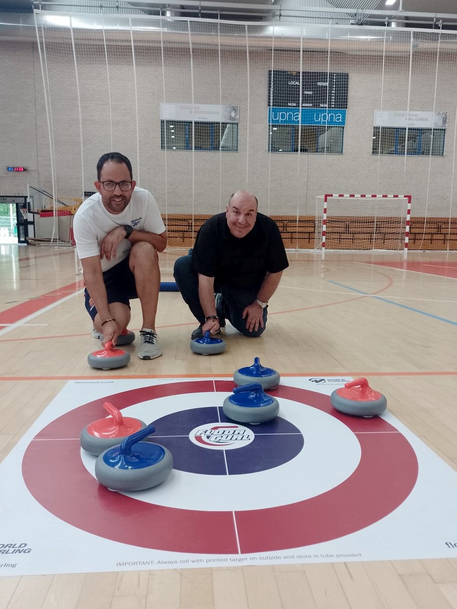Hemos probado el curling de suelo y nos ha encantado 👏
Personas de TASUBINSA en Villatuerta, Lakuntza, Burlada y Beriáin han disfrutado de este deporte adaptado en el #IMART2025
🎯 Accesible, en equipo y para todos ¡Gracias por la experiencia! 💜
#DeporteInclusivo #MixedAbility