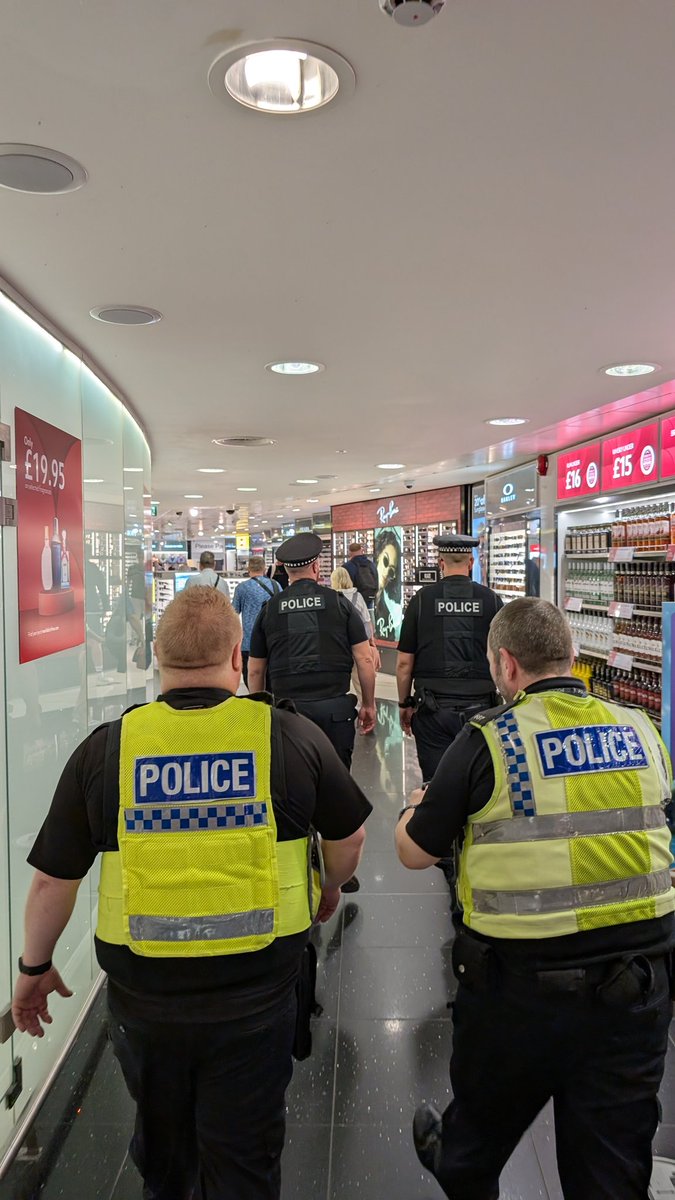 WYP Project Servator (@wyp_servator) on Twitter photo Today #projectservator officers were <a href="/LBIAirport/">LeedsBradfordAirport</a> working with our partners from Leeds NPT. We checked out the new terminal and spoke to passengers heading off on their holidays. If you see something suspicious, wherever you are, please report it #TogetherWeveGotItCovered Today #projectservator officers were <a href="/LBIAirport/">LeedsBradfordAirport</a> working with our partners from Leeds NPT. We checked out the new terminal and spoke to passengers heading off on their holidays. If you see something suspicious, wherever you are, please report it #TogetherWeveGotItCovered