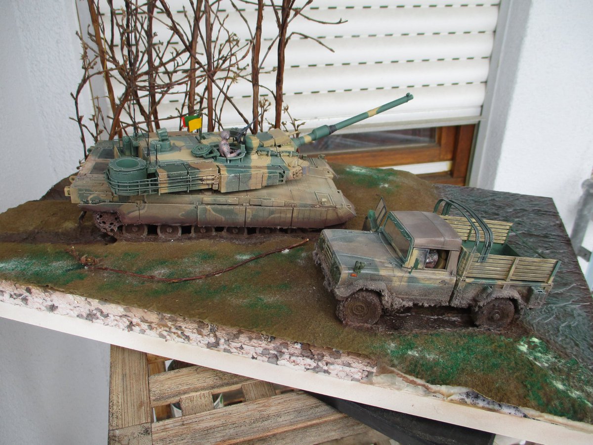 ModelscaleBrig1's tweet image. Schotti kam heute mit seinem Südkorea Diorama mit dem neuen K2 und dem K311A1 .
Out of Box