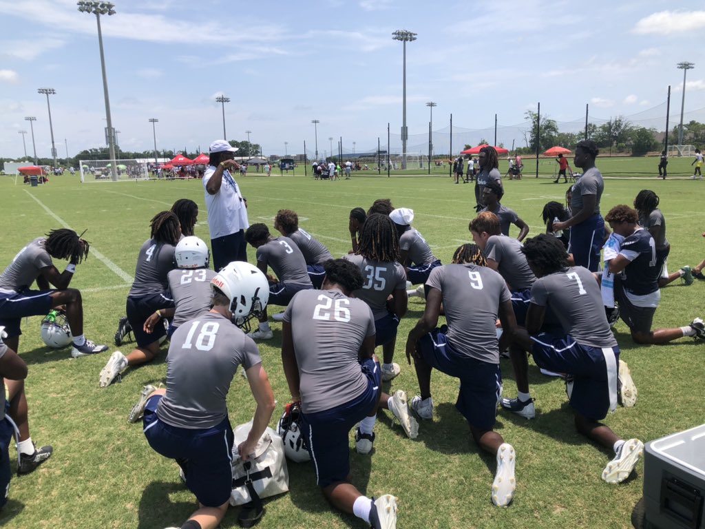 BakerHSFootball's tweet image. Came up short in the quarter finals in the Foley 7V7 Showdown. Way to fight Hornets #SWARM25