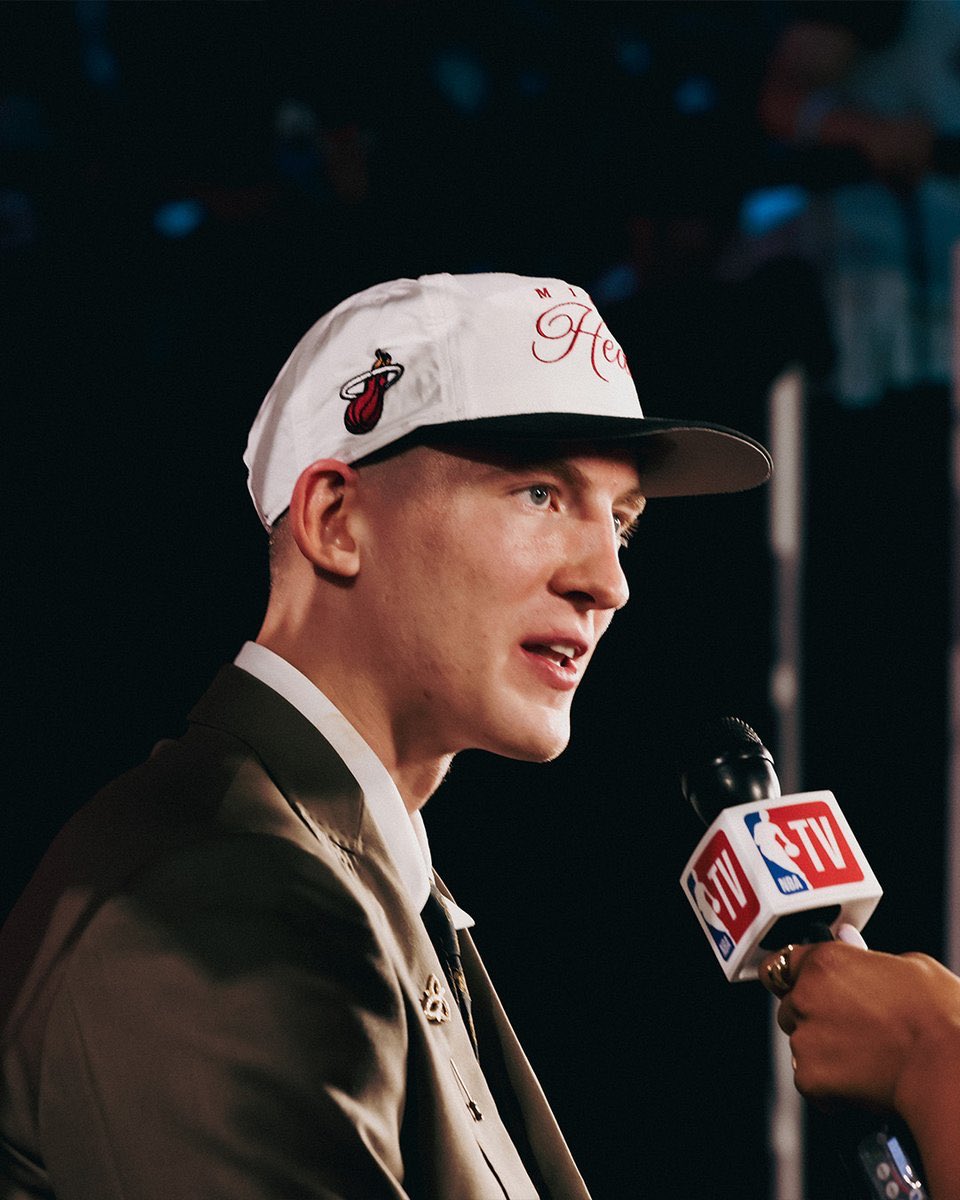 The Miami Heat Did It Again. By drafting Kasparas Jakucionis with the 20th overall pick they not only landed one of the best players in the draft, but secured their point guard of the future. 

Story⬇️:

lifwnetwork.com/insights/sport…

#HeatNation #HeatCulture