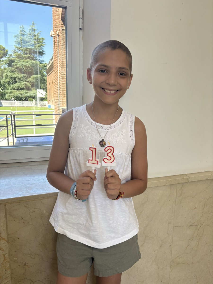 mariacmpfg's tweet image. 🥳 HOY CUMPLO 13 AÑOS 🥳
Y aunque estoy en el hospi porque me tocan las pruebas, queda mucho para disfrutar del día 🎉
ESTOY FELIZ DE SUMAR OTRO AÑO💪
GRACIAS A TOD@S por vuestros mensajes de felicitaciones 🎊 
Este año toca disfrutar del 13 🙌🏻
SEGUIR SONRIENDO A LA VIDA 😀