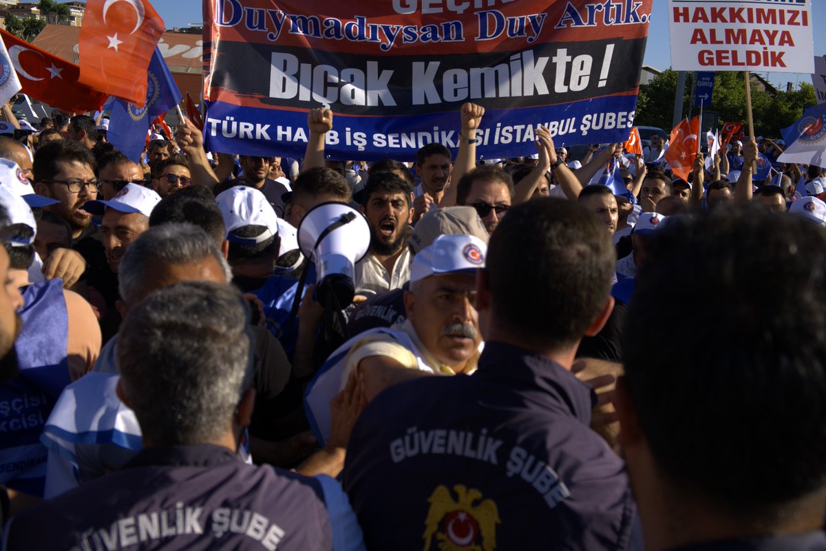 Şu şekil girdiler E-5'e....