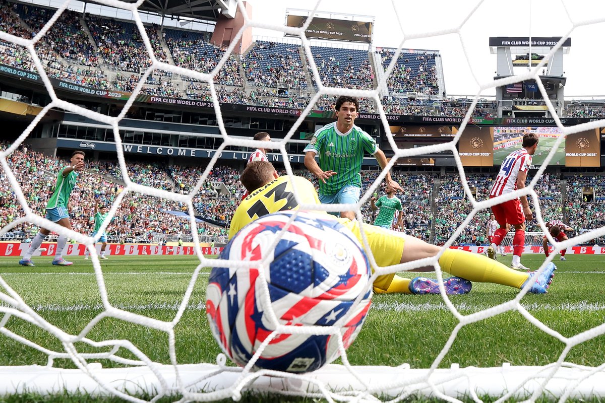 Steph Chambers tweet media