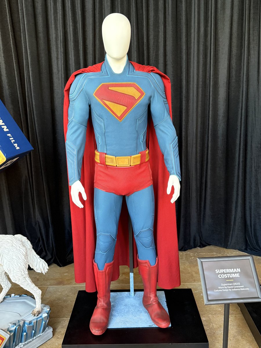 joedeckelmeier's tweet image. Honored to attend an early screening of #Superman and even had the chance to chat with James Gunn afterward!