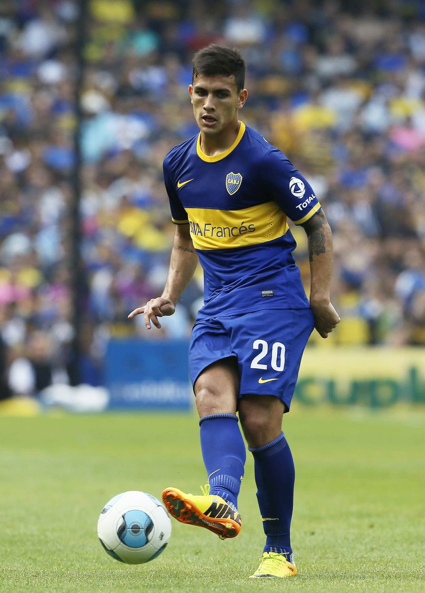 Voy cruzando las Paredes de tu casa 🎵