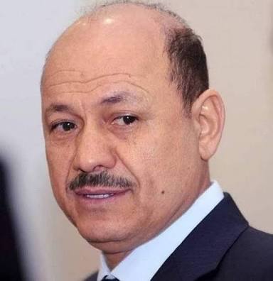 العميد / *عبدالله محمد الحميقاني*
<a href="/abdallh_m123a/">عبدالله الحميقاني . 𐩱𐩡𐩢𐩣𐩺𐩤𐩱𐩬𐩺|𐩷</a> 
*ملعون ابو من سكت لبن العليمي رشاد*

 *فاحت روائح فسادة*

*يشتوني اسكت وعيني ترا الغلا والفساد*

*قالو حرام انتقاده* 

*حرام ما اسكت على الباطل ونا بوعباد*

*لا يمكن اخفي شهاده*

*ثلاثة أعوام زايد شهر مجلس رشاد*

 *الأمر له و