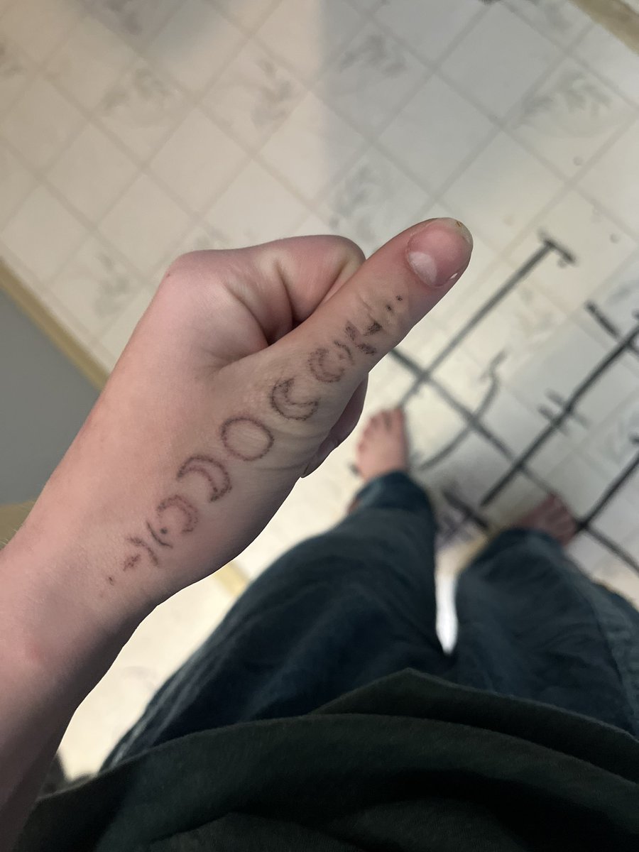 froggy_baby907's tweet photo. How to love yourself 101 put tiny moons on yourself #pagan #heathen #odin #bragi #stickandpoke #tattooart #tattoo https://t.co/ZWQ7zGCufS