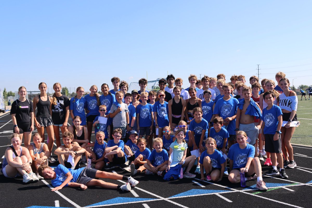owlxc's tweet image. Last day of Youth XC Camp!! Loved watching our high school kids coach ‘em up this week! 💙 We had ourselves a time!!