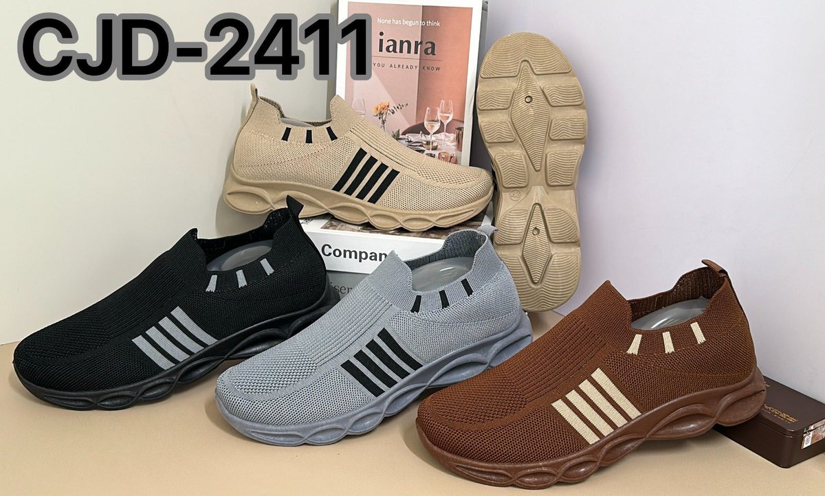 Lite sneakers 

Price: ₦13,000

Location Kaduna.
Call or WhatsApp— 08063769764