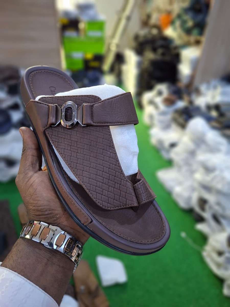 Softest palms   

Price: ₦21,000

Location Kaduna.
Call or WhatsApp— 08063769764