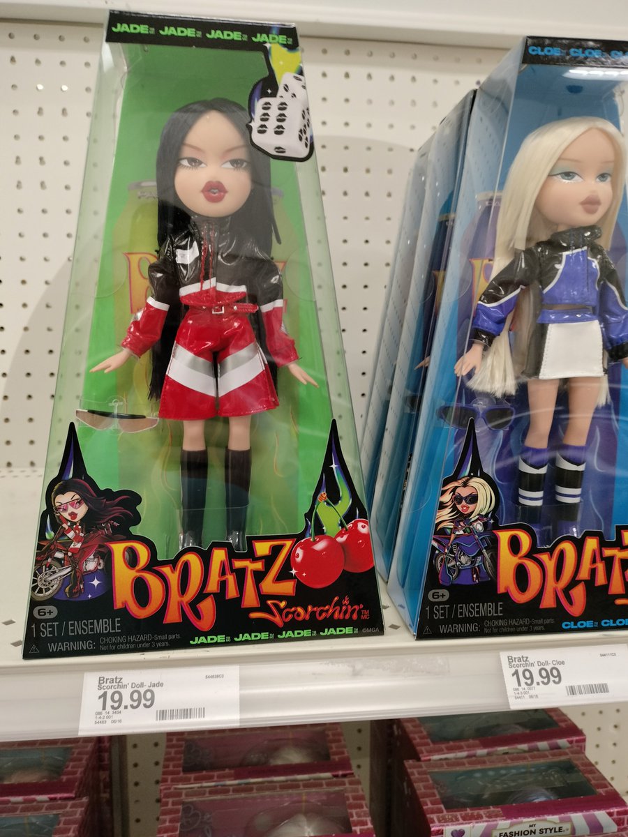 PrismProjectp's tweet image. I thought these dolls were supposed be 15$ not 20$