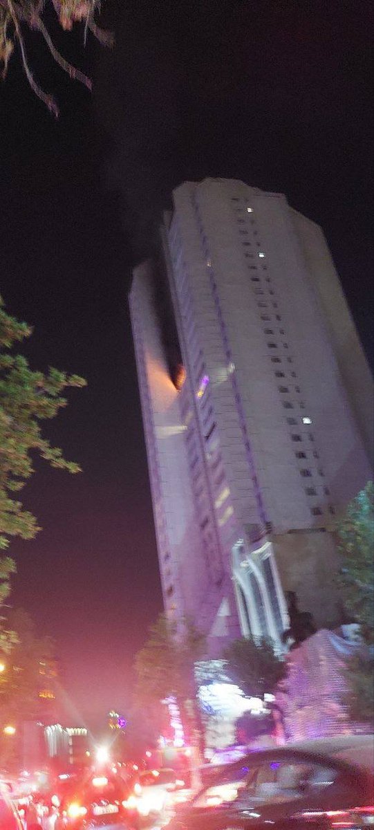 FiveEyesintel's tweet photo. 🚨⚡️UNUSUAL: Flames engulf a high-rise apartment in Tehran, sparking major speculation.

Israeli media hint at a possible strike, raising questions:
Is Israel quietly escalating a shadow war inside Iran? 🕵️‍♂️🔥
#Tehran #Iran #Israel #MiddleEastTensions

 https://t.co/toqQpOMkvq
