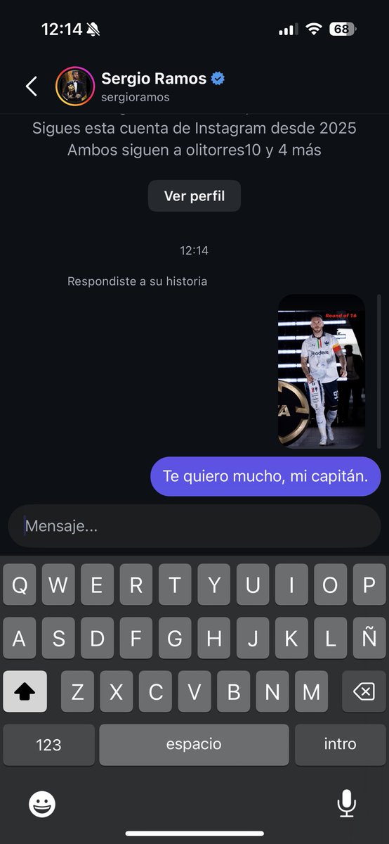 Ella: De seguro habla con otras.
Yo: