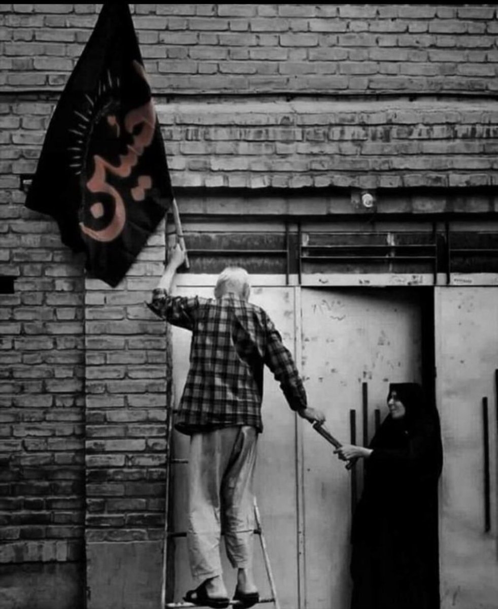 MojtabaAmini13's tweet image. سلام بر محرم...
خدا رو شکر شب اول محرم امسال رو دیدیم
چراغ همه ی مجالس روضه حضرت سیدالشهدا روشن شد و این رو مدیون خون شهدای جنگ ۱۲ روز هستیم
جنگ و مبارزه با دشمن جنایتکار و شمر زمان؛
خون در رگ های شیعیان و محبین سیدالشهدا (ع) جاری کرد
سلام و درود خدا به شهیدان