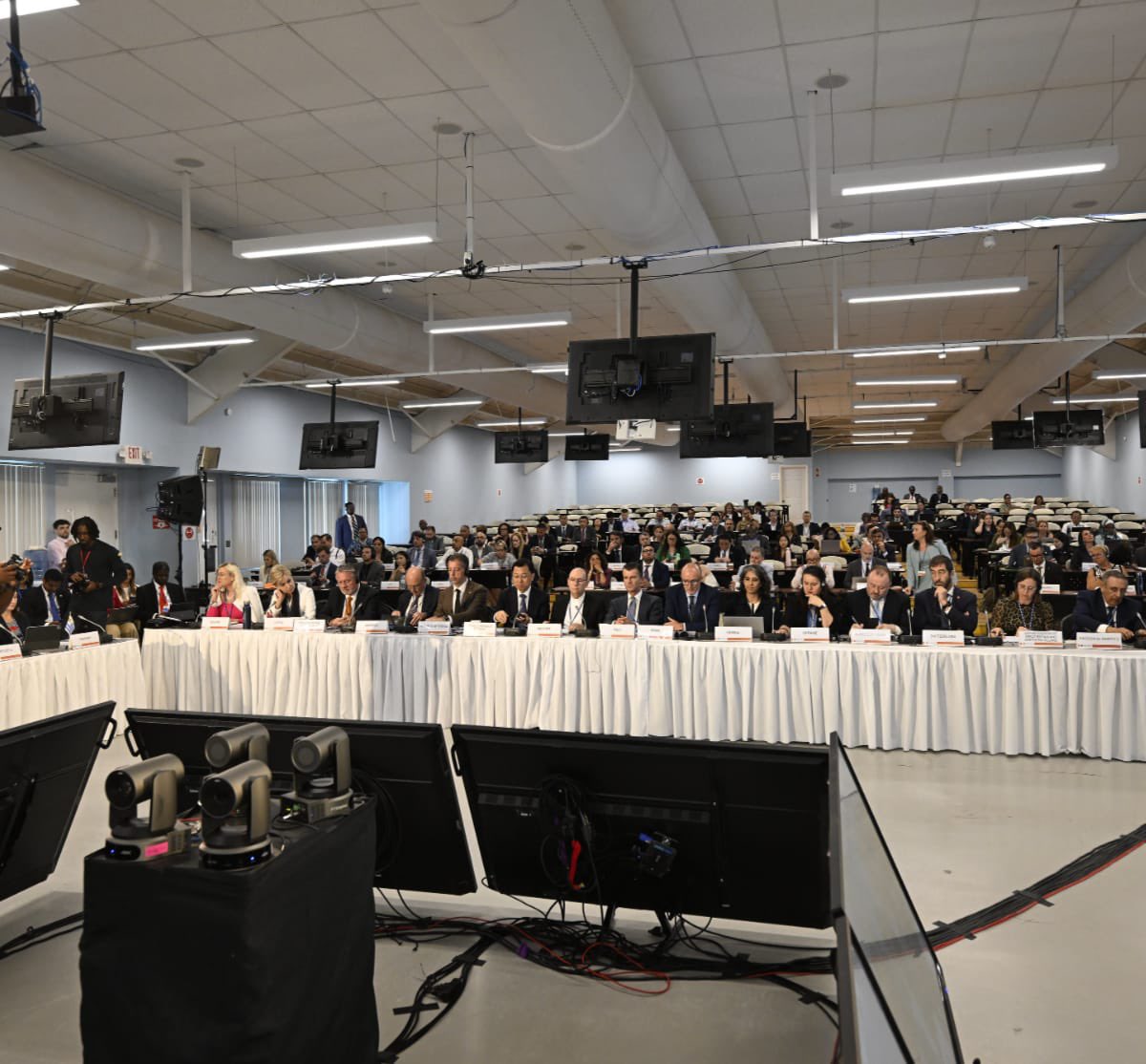 SdS <a href="/GiorgioSilli/">Giorgio Silli</a> alla 55° AG Organizzazione degli Stati Americani🗣️"America Latina e Caraibi sono priorità politica estera 🇮🇹e #OSA è partner di riferimento per crescita condivisa. Rinnovato l’invito alla XII Conferenza Italia – America Latina e Caraibi a ottobre” #ItaliaAmLat