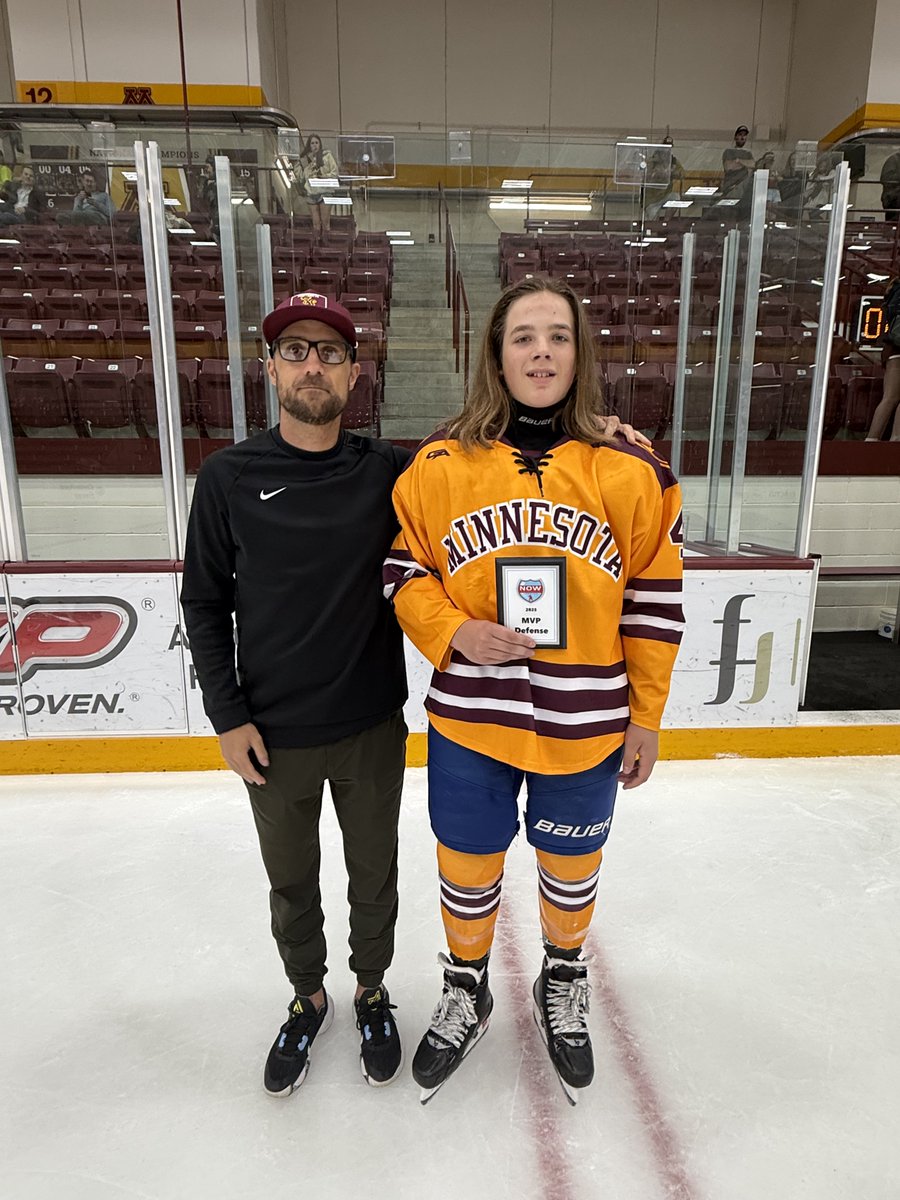 YouthHockeyHub's tweet photo. 2025 NOW Prospects Combine 
Boys Awards 

Best Forward - Charlie Voelbel (Maroon)
Best Defenseman - Gavin Thomas (Gold)
Best Goaltender - Maveryk Holtman (White)
Best Camper - Dylan Elliott (Gold)

(photos with @GopherHockey Asst. Coach Ben Gordon) https://t.co/Ut85Ul6KZZ