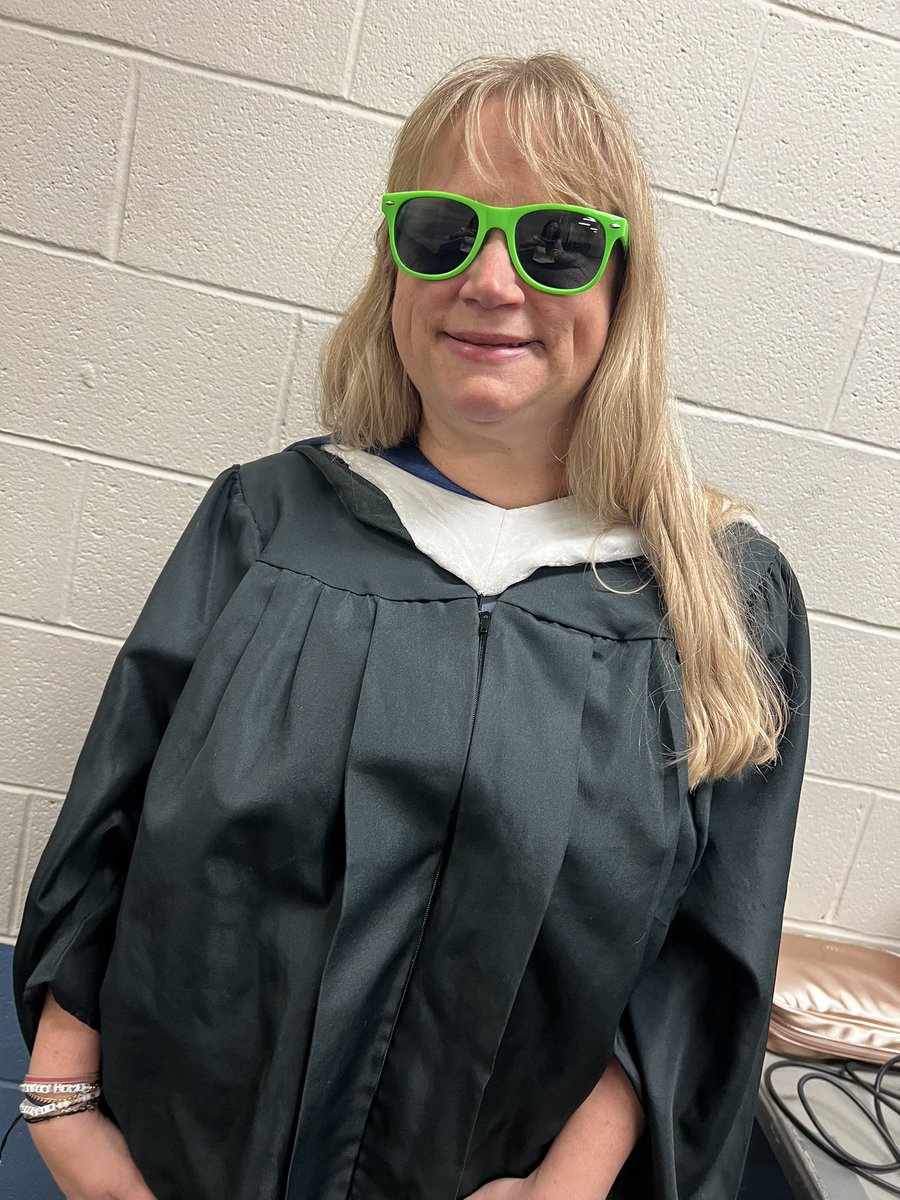 WWP_Schools's tweet photo. 🎓Hats off to the HSS Class of 2025! Your hard work, resilience, and heart have led you here—now the future is yours to shape. Shine bright and lead boldly 🌟 #WWP #WWPRSD https://t.co/nCyyT8o86M
