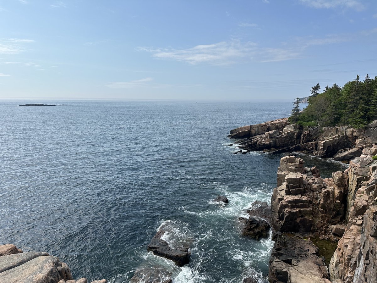 Back from vacation and I can honestly say that touching grass + ocean is much better than pretty much everything else in existence.