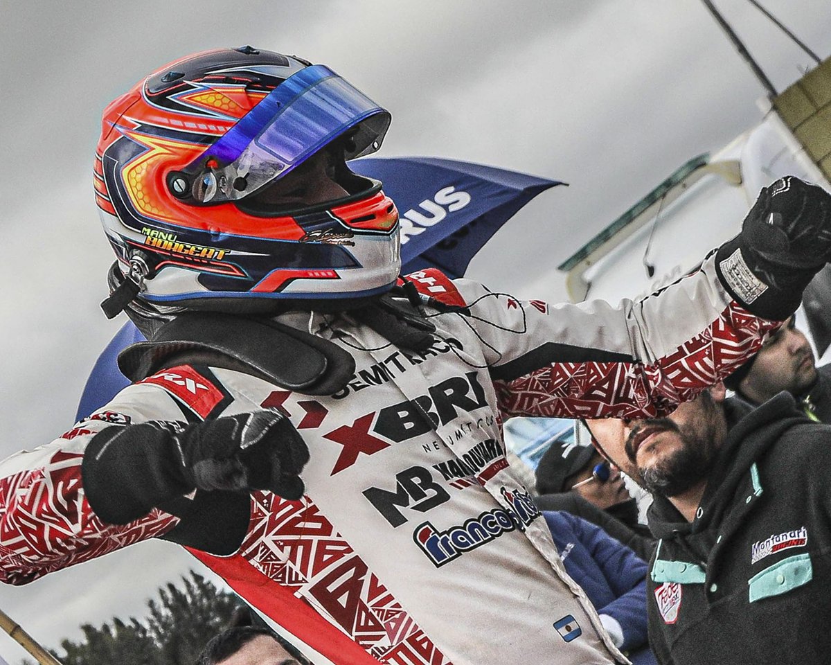 Manuborgertok tweet media