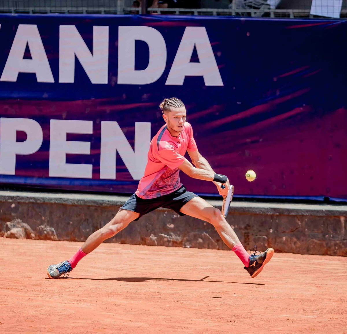 ParsaBombs's tweet image. Manuel Plunger (UTR 12.78) of Italy has signed with @ClemsonMTennis and will join the Tigers for the fall of 2025. The 22-year-old has ATP rankings of #1063 in singles and #795 in doubles.