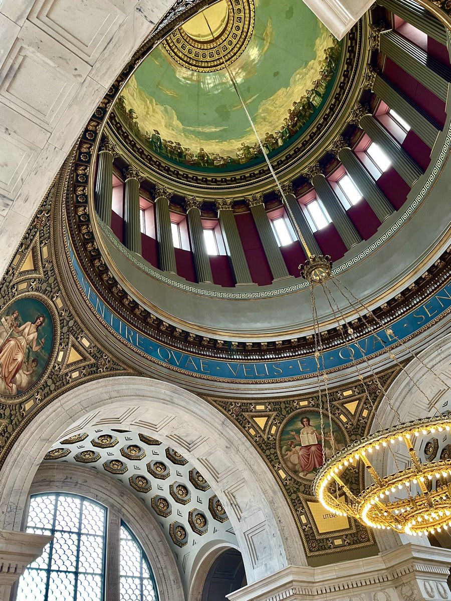 AnEducationBlog's tweet image. Stopped at the RI Statehouse and caught @MomsDemand in attendance as the RI Governor signed the state’s ban on assault style weapons