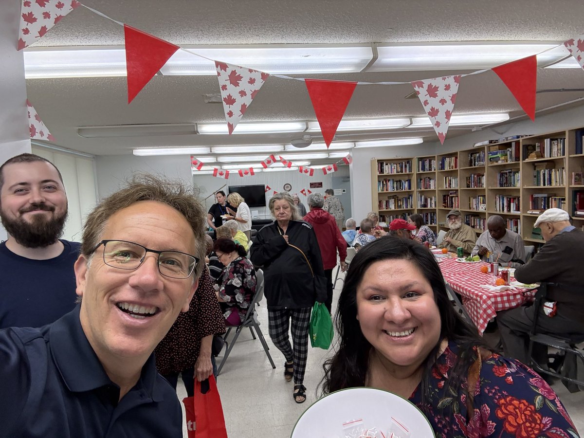 Stéphane Giguère (@stephaneoch_lco) on Twitter photo Today celebrating at <a href="/OCH_LCO/">OCH_LCO</a> senior community McEwan 🇨🇦 Thanks <a href="/ChandraPasma/">Chandra Pasma</a> <a href="/tm_kavanagh/">Theresa Kavanagh She/Her</a> <a href="/OttawaWestCS/">OWCS</a> for your support! Today celebrating at <a href="/OCH_LCO/">OCH_LCO</a> senior community McEwan 🇨🇦 Thanks <a href="/ChandraPasma/">Chandra Pasma</a> <a href="/tm_kavanagh/">Theresa Kavanagh She/Her</a> <a href="/OttawaWestCS/">OWCS</a> for your support!