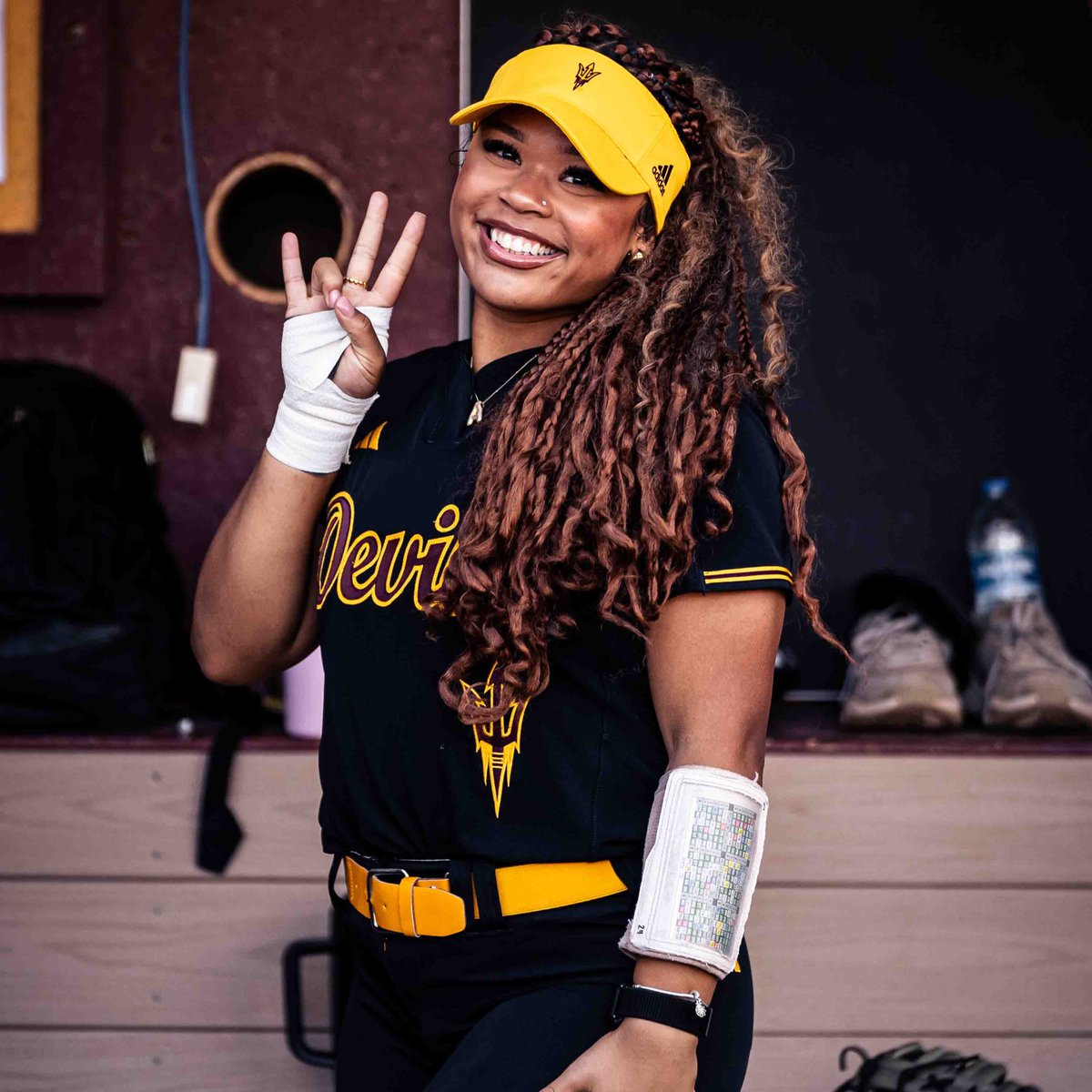 ASUSoftball's tweet image. Happy birthday Ashleigh. Hope it’s a home run of a day. 🎂🔱🥎