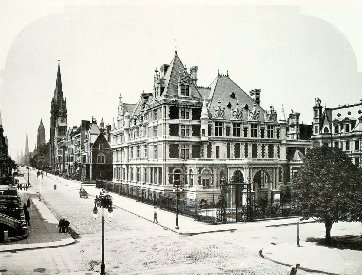Why would anyone believe that a highly advanced civilization preceded us?

How about this?

New York City. 

1893. 

And we destroyed it in 1927. 

It is obvious that a highly advanced civilization preceded us. 

The hard part is breaking through the government approved dogma.