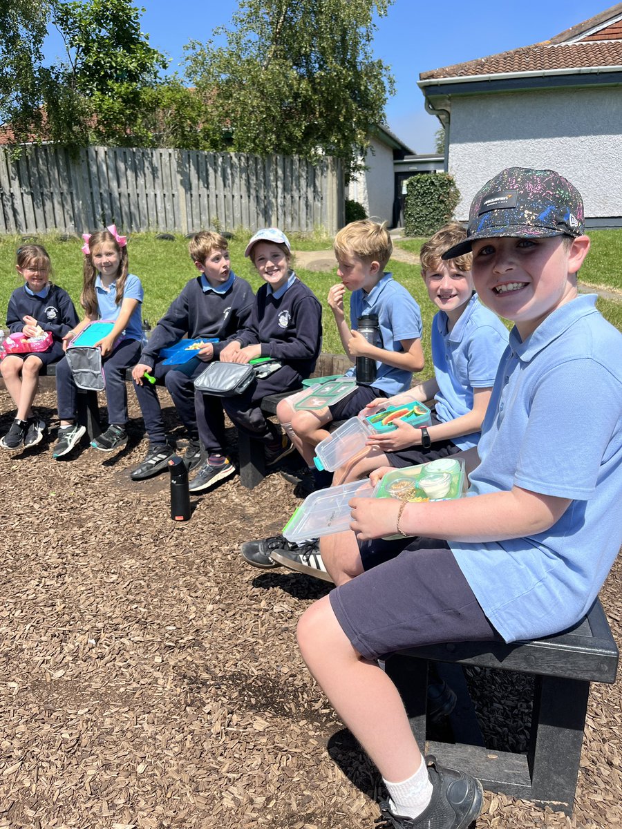 Games, dance and a picnic for wellbeing day! <a href="/followstannes/">St. Anne's Mixed N.S.</a>