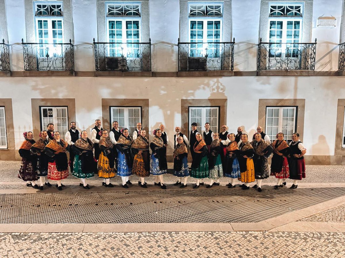 FOLKLORE REGIONAL

En esta edición, nos visitará la Asociación Folklórica Sanvicenteña “La Besana” de San Vicente de Alcántara. 

Más info: festisierra.com/folklore-regio…