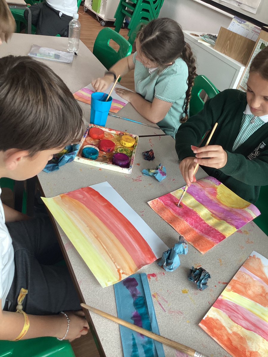 Year 4 celebrated the end of our ‘Reconciliation’ topic by painting a sunrise to represent the new beginning after we have absolved our sins. 🌅✝️ 
#ChristattheCentre