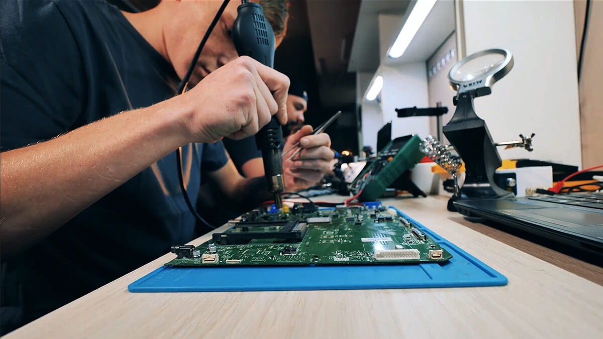 pcdoctorinc1's tweet photo. Still juggling tools for ITAD?
⏱️Lost time
⚠️Compliance gaps
PC-Doctor Factory unifies diagnostics, drive erasure & certification in one audit-ready platform, built for high-volume workflows.
📽️Watch the video: https://t.co/4Wv6ebOn8A
#ITAD #DataErasure #PCDoctor https://t.co/4A5O8CYzit