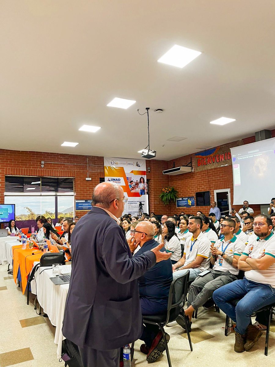 Carolina Calle tweet media