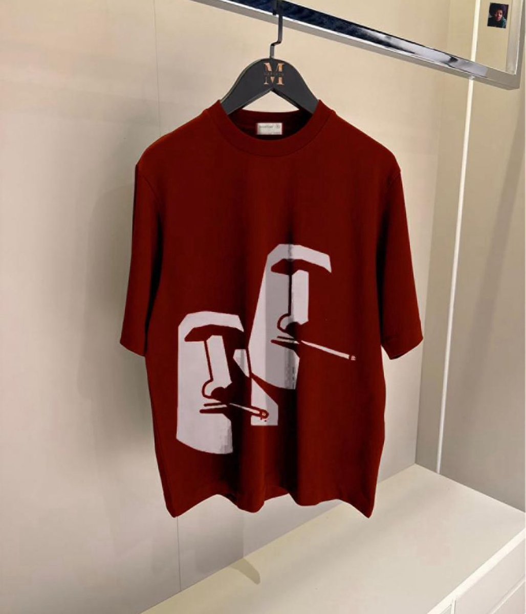 favink_'s tweet image. Luxury Tee’s Available in these three colours 
Size:L-3xl
Price:NGN34,000
#Happyshopping