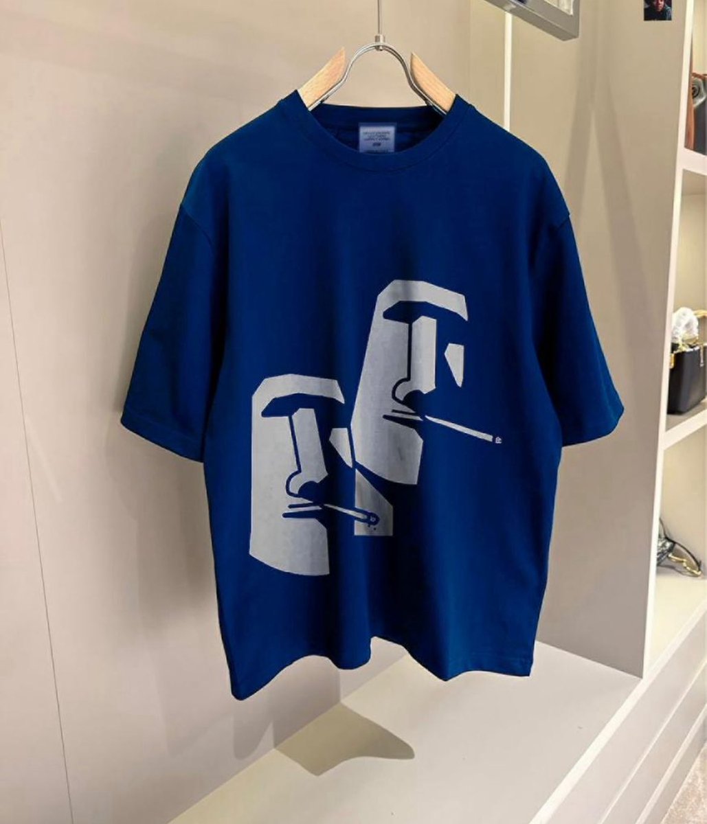 favink_'s tweet image. Luxury Tee’s Available in these three colours 
Size:L-3xl
Price:NGN34,000
#Happyshopping