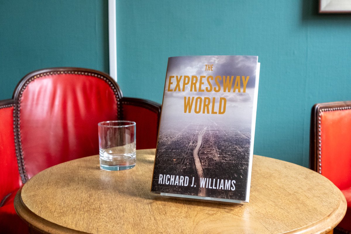 RIAS Bookshop tweet media